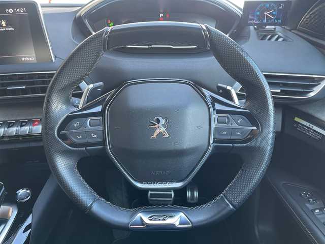 プジョー ３００８ GT ブルー HDi 山梨県 2019(令1)年 5万km 白 ・プッシュスタート/・アイドリングストップ/・ETC/・MTモード付AT/・バックカメラ/・パーキングセンサー/・ブラインドスポットモニター/・レーンキープアシスト/・冬タイヤ積込/・疲労検知システム/・アクティブセーフティーブレーキ/・電動格納ミラー/・前後コーナーセンサー/・電動リアゲート/・前方ドライブレコーダー/・横滑り防止装置