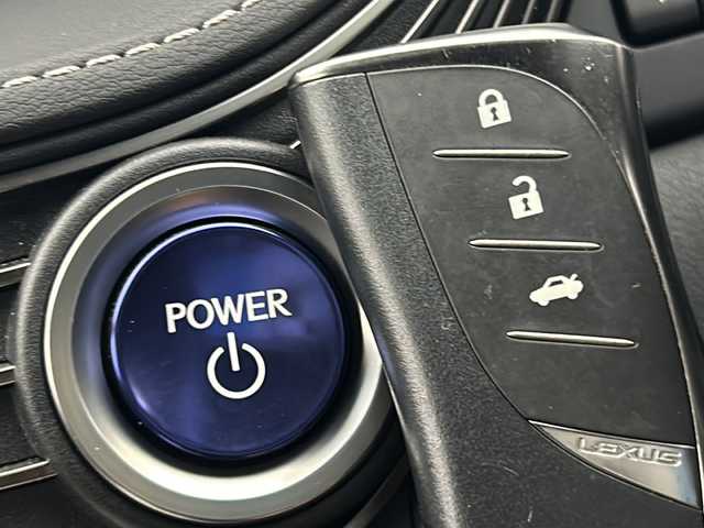 レクサス ＬＳ 500h エグゼクティブ 宮城県 2019(平31)年 1.8万km グラファイトブラックガラスフレーク マークレビンソンサウンド　/三眼ＬＥＤヘッドランプ/デジタルインナーミラー　/パノラミックビューモニター　/デジタルインナーミラー　/ＢＳＭ　/ＨＵＤ　/メーカーナビ/パワートランク　/アダプティブクルーズコントロール/レクサスセーフティ　/ETC2.0/黒革シート/シートヒーター/ベンチレーション/ステアリングヒーター/禁煙車