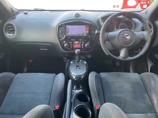 日産 ジューク ニスモ 広島県 2014(平26)年 8.3万km ブリリアントホワイトパール 純正SDナビ/CD/DVD/SD/BT/フルセグTV/バックカメラ/パートタイム４WD/横滑り防止装置/キセノンヘッドライト/オートライト/ETC/スマートキー/プッシュスタート/純正フロアマット/純正アルミホイール