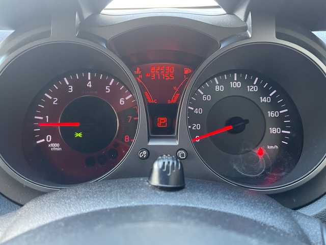 日産 ジューク ニスモ 広島県 2014(平26)年 8.3万km ブリリアントホワイトパール 純正SDナビ/CD/DVD/SD/BT/フルセグTV/バックカメラ/パートタイム４WD/横滑り防止装置/キセノンヘッドライト/オートライト/ETC/スマートキー/プッシュスタート/純正フロアマット/純正アルミホイール