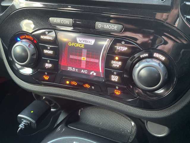 日産 ジューク ニスモ 広島県 2014(平26)年 8.3万km ブリリアントホワイトパール 純正SDナビ/CD/DVD/SD/BT/フルセグTV/バックカメラ/パートタイム４WD/横滑り防止装置/キセノンヘッドライト/オートライト/ETC/スマートキー/プッシュスタート/純正フロアマット/純正アルミホイール