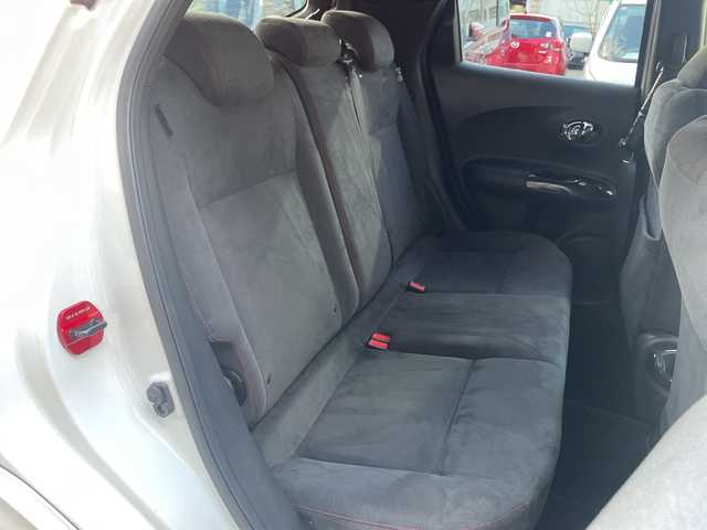 日産 ジューク ニスモ 広島県 2014(平26)年 8.3万km ブリリアントホワイトパール 純正SDナビ/CD/DVD/SD/BT/フルセグTV/バックカメラ/パートタイム４WD/横滑り防止装置/キセノンヘッドライト/オートライト/ETC/スマートキー/プッシュスタート/純正フロアマット/純正アルミホイール