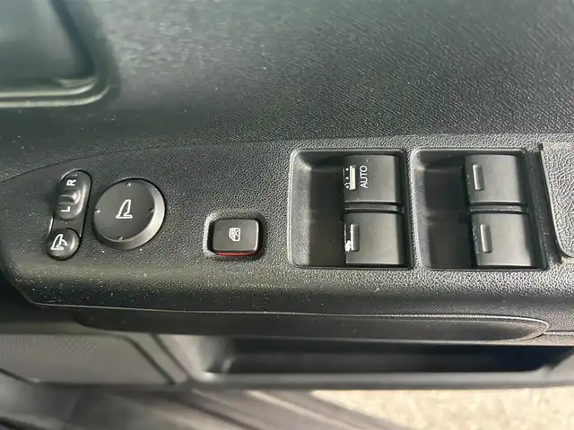 ホンダ ライフ ディーバ 長崎県 2010(平22)年 9.3万km アドミラルグレーメタリック 純正ナビ(FM/AM/ワンセグTV)/バックカメラ/ETC/前後ドライブレコーダー/純正フロアマット/電動格納ミラー/ステアリングスイッチ/フォグライト/ABS/VSA/リモコンキー/スペアキー/取扱説明書/ナビ取扱説明書/保証書