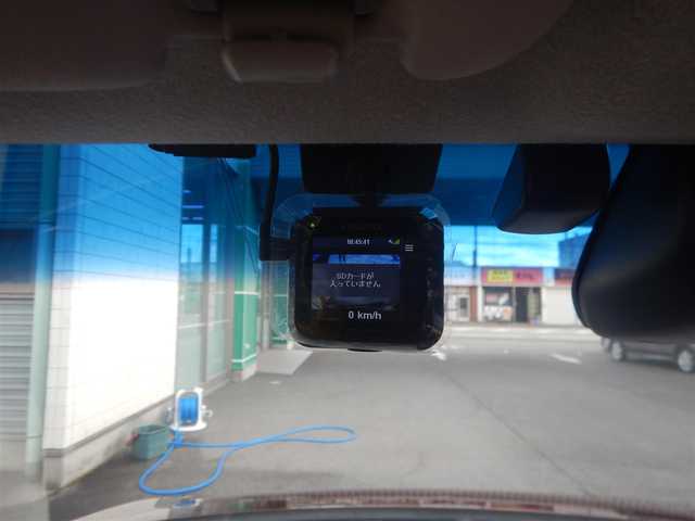 ホンダ Ｎ ＷＧＮ コンフォートパッケージ 静岡県 2015(平27)年 2.8万km プレミアムディープロッソパール 衝突軽減ブレーキ/横滑り防止装置/純正ナビ/・VXM-155VFi/・フルセグ/・DVD再生/・CD再生/・Bluetooth/バックカメラ/KENWOODドライブレコーダー/・DRV-353C/ETC/前席シートヒーター/オートライト/フォグライト/ISOFIX/電動格納ミラー/ドアバイザー/純正フロアマット/プッシュスタート/スマートキー×2/取扱説明書/新車保証書