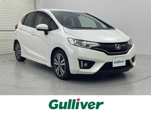 ホンダ フィット RS 茨城県 2013(平25)年 1.6万km プレミアムホワイトパール 純正8型ナビ/バックカメラ/フルセグ/あんしんパッケージ/シティブレーキアクティブシステム/クルーズコントロール/ETC/純正15インチAW/LEDヘッドライト/スマートキー