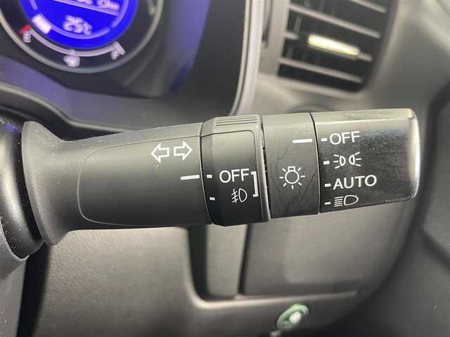 ホンダ フィット RS 茨城県 2013(平25)年 1.6万km プレミアムホワイトパール 純正8型ナビ/バックカメラ/フルセグ/あんしんパッケージ/シティブレーキアクティブシステム/クルーズコントロール/ETC/純正15インチAW/LEDヘッドライト/スマートキー