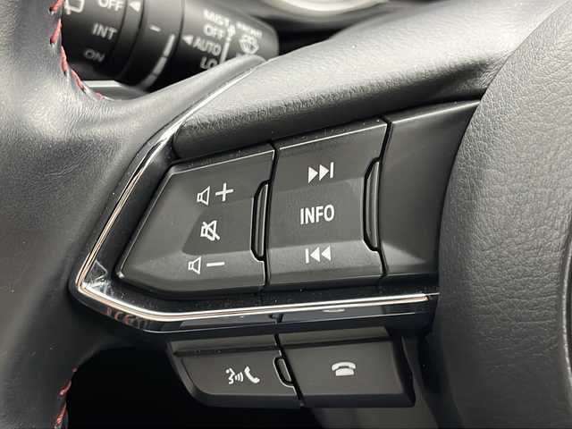 マツダ ＣＸ－８ XD ブラックトーンエディション 宮城県 2020(令2)年 6.4万km ソウルレッドクリスタルM BOSEスピーカー/純正10.25インチナビ/(FM/AM/USB/BT/フルセグTV)/全方位カメラ/(フロント/サイド/バックカメラ)/ETC/ハーフレザー/パワーシート/シートメモリー/シートヒーター/ステアリングヒーター/レーダークルーズコントロール/BSM/ワイヤレス充電/プッシュスタート/スマートキー/スペアキー/自動防眩ミラー/オートライト/オートマチックハイビーム/LEDヘッドライト/純正19インチアルミホイール/社外フロアマット