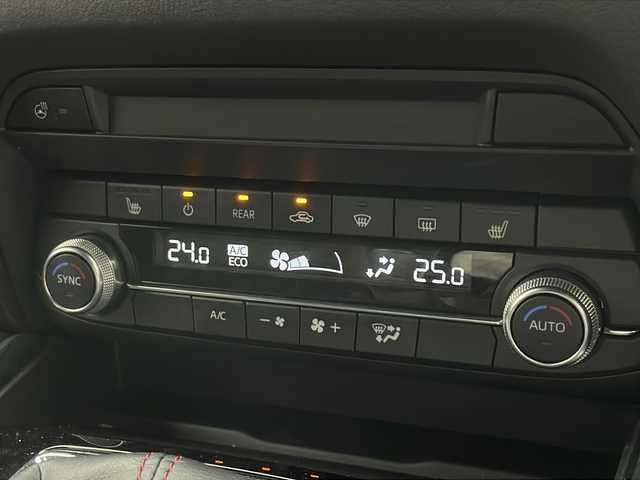 マツダ ＣＸ－８ XD ブラックトーンエディション 宮城県 2020(令2)年 6.4万km ソウルレッドクリスタルM BOSEスピーカー/純正10.25インチナビ/(FM/AM/USB/BT/フルセグTV)/全方位カメラ/(フロント/サイド/バックカメラ)/ETC/ハーフレザー/パワーシート/シートメモリー/シートヒーター/ステアリングヒーター/レーダークルーズコントロール/BSM/ワイヤレス充電/プッシュスタート/スマートキー/スペアキー/自動防眩ミラー/オートライト/オートマチックハイビーム/LEDヘッドライト/純正19インチアルミホイール/社外フロアマット