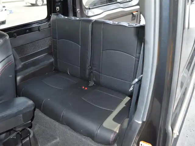 スズキ ジムニー XC 栃木県 2019(平31)年 4.9万km ブルーイッシュブラックパール3 ワンオーナー/SUZUKI　Safety　Support/[車線逸脱警報機能/衝突被害軽減ブレーキ]/４WD/社外マフラー/carrozzeriaツイータースピーカー/社外ナビ/[フルセグ/AM/FM/CD/DVD/BT]/クルーズコントロール/ダウンヒルアシスト/前席シートヒーター/ETC/前、室内ドラレコ/LEDヘッドライト/LEDフォグランプ/オートライト/背面タイヤ/社外ドリンクホルダー/レザー調シートカバー/スマートスペアキー×１/取扱い説明書/新車保証書