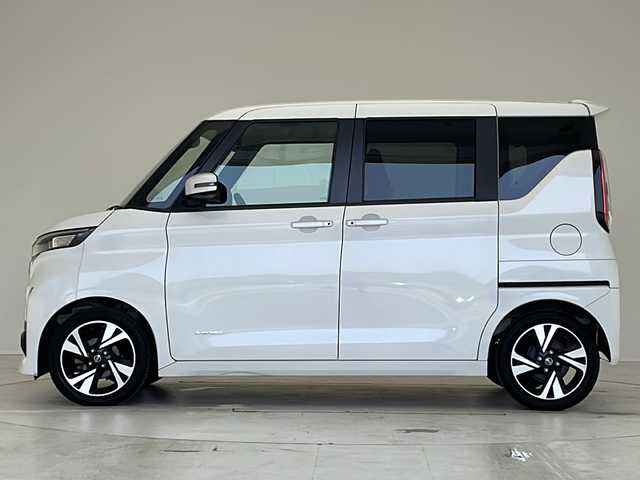 日産 ルークス HWS X プロパイロットED 愛知県 2023(令5)年 4.8万km ホワイトパール プロパイロット/衝突軽減システム/純正ナビ/クルーズコントロール/両側パワースライドドア/コーナーセンサー/純正アルミホイール/LEDヘッドライト/オートマチックハイビーム/ETC/ステアリングスイッチ/スマートキー/プッシュスタート