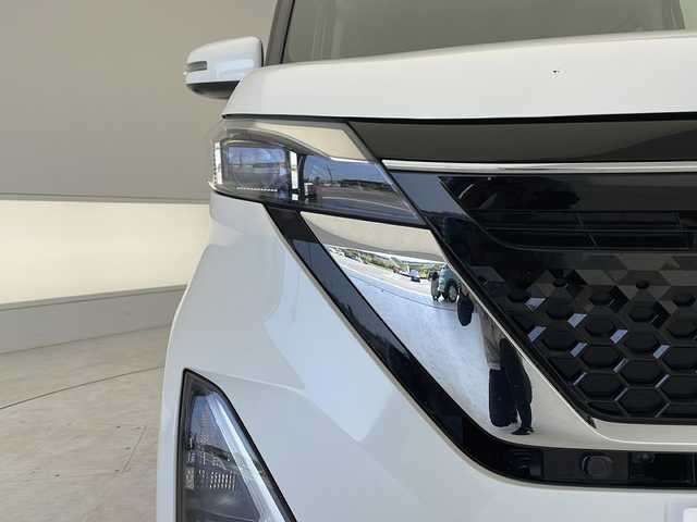 日産 ルークス HWS X プロパイロットED 愛知県 2023(令5)年 4.8万km ホワイトパール プロパイロット/衝突軽減システム/純正ナビ/クルーズコントロール/両側パワースライドドア/コーナーセンサー/純正アルミホイール/LEDヘッドライト/オートマチックハイビーム/ETC/ステアリングスイッチ/スマートキー/プッシュスタート