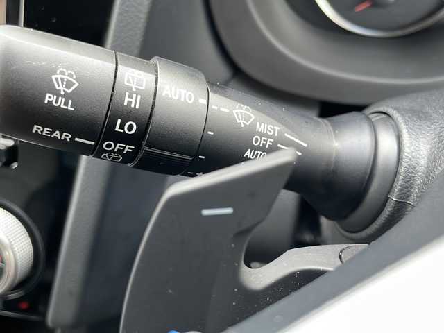 スバル インプレッサ スポーツ HV 2．0i-S アイサイト 道東・釧路十勝 2016(平28)年 3.8万km クリスタルホワイトP 【返品車両登録　処理まで落札不可車両】/・4WD /アイサイト/・プリクラッシュブレーキ/・アクティブレーンキープ/・レーダークルーズコントロール/・純正メモリナビ/（CD/DVD/USB/BT/フルセグTV）/・バックカメラ/・オートライト/LEDフォグランプ/・純正17インチアルミホイール/・前席パワーシート/・パドルシフト/・プッシュスタート/スマートキー/・ETC/・横滑り防止装置/盗難防止装置