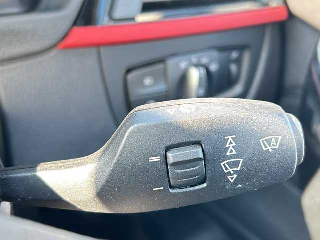 ＢＭＷ ３２０ｉ スポーツ 千葉県 2012(平24)年 7.6万km アルピンホワイトⅢ メーカーナビ　バックカメラ　黒革シート　電動シート　シートヒーター　ミラーETC　ドラレコ　スマートキー　プッシュスタート　HID　オートライト　バックセンサー　１７インチAW　横滑り防止