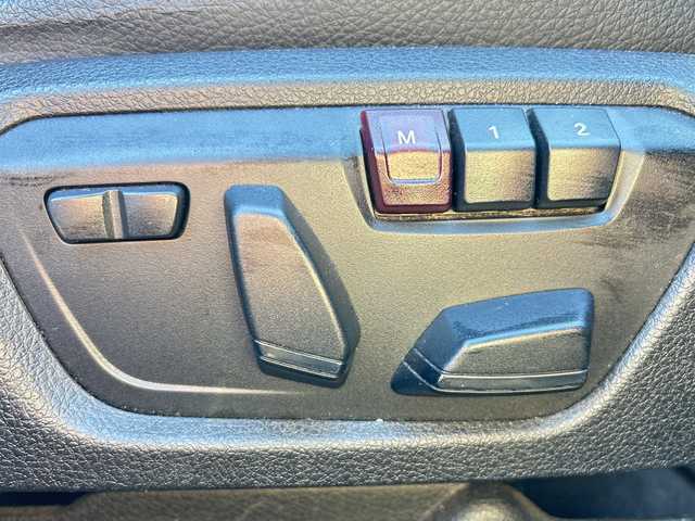 ＢＭＷ ３２０ｉ スポーツ 千葉県 2012(平24)年 7.6万km アルピンホワイトⅢ メーカーナビ　バックカメラ　黒革シート　電動シート　シートヒーター　ミラーETC　ドラレコ　スマートキー　プッシュスタート　HID　オートライト　バックセンサー　１７インチAW　横滑り防止