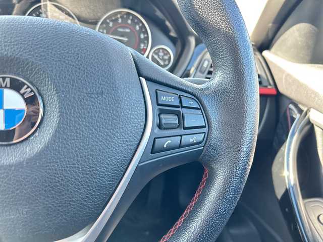 ＢＭＷ ３２０ｉ スポーツ 千葉県 2012(平24)年 7.6万km アルピンホワイトⅢ メーカーナビ　バックカメラ　黒革シート　電動シート　シートヒーター　ミラーETC　ドラレコ　スマートキー　プッシュスタート　HID　オートライト　バックセンサー　１７インチAW　横滑り防止