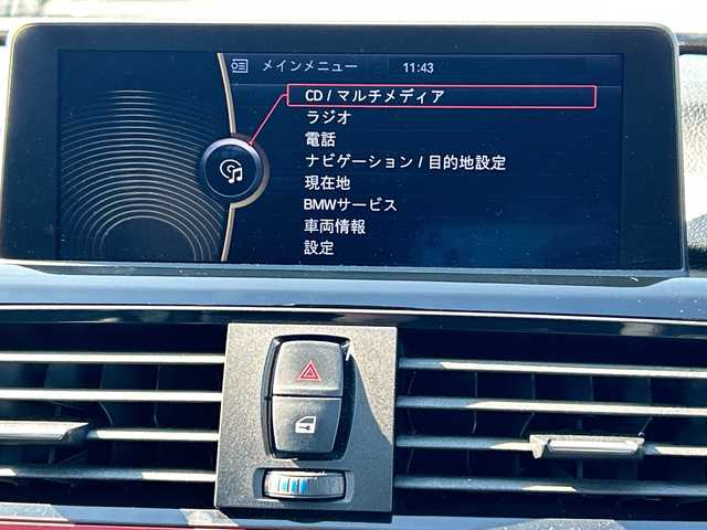 ＢＭＷ ３２０ｉ スポーツ 千葉県 2012(平24)年 7.6万km アルピンホワイトⅢ メーカーナビ　バックカメラ　黒革シート　電動シート　シートヒーター　ミラーETC　ドラレコ　スマートキー　プッシュスタート　HID　オートライト　バックセンサー　１７インチAW　横滑り防止