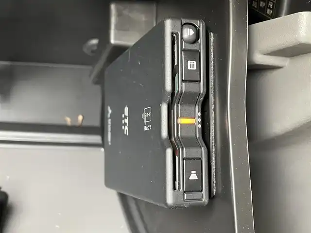 スズキ エブリイ PC リミテッド 滋賀県 2020(令2)年 0.6万km スペリアホワイト 社外7インチナビ/【Bluetooth/CD/DVD/フルセグTV】/リアソナー/レーンキープアシスト/衝突軽減ブレーキ/オートマチックハイビーム/前後ドライブレコーダー/ETC/純正フロアマット/ドアバイザー/リモコンキー