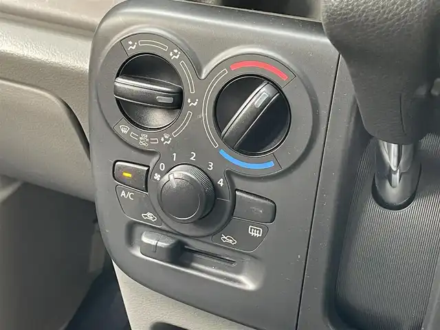 スズキ エブリイ PC リミテッド 滋賀県 2020(令2)年 0.6万km スペリアホワイト 社外7インチナビ/【Bluetooth/CD/DVD/フルセグTV】/リアソナー/レーンキープアシスト/衝突軽減ブレーキ/オートマチックハイビーム/前後ドライブレコーダー/ETC/純正フロアマット/ドアバイザー/リモコンキー