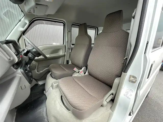 スズキ エブリイ PC リミテッド 滋賀県 2020(令2)年 0.6万km スペリアホワイト 社外7インチナビ/【Bluetooth/CD/DVD/フルセグTV】/リアソナー/レーンキープアシスト/衝突軽減ブレーキ/オートマチックハイビーム/前後ドライブレコーダー/ETC/純正フロアマット/ドアバイザー/リモコンキー