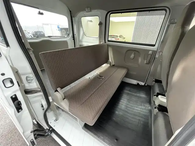 スズキ エブリイ PC リミテッド 滋賀県 2020(令2)年 0.6万km スペリアホワイト 社外7インチナビ/【Bluetooth/CD/DVD/フルセグTV】/リアソナー/レーンキープアシスト/衝突軽減ブレーキ/オートマチックハイビーム/前後ドライブレコーダー/ETC/純正フロアマット/ドアバイザー/リモコンキー