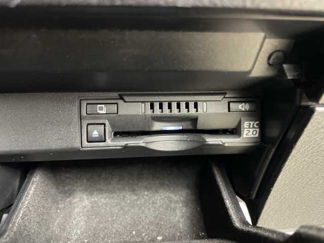 レクサス ＲＸ 450h Fスポーツ 道央・札幌 2020(令2)年 6.1万km ホワイトノーヴァガラスフレーク ・4WD/・寒冷地仕様/・純正ナビ&CD&DVD&BT&TV/・全方位カメラ/・ヘッドアップディスプレイ/・レクサスセーフティシステム/・レーダークルーズコントロール/・パワーバックドア/・前席パワーシート/・前席シートヒーター/・前席ベンチレーション/・ステアリングヒーター/・ドアミラーヒーター/・社外前後ドライブレコーダー/・ビルトインETC2.0/・クリアランスソナー/・三眼LEDヘッドライト/・純正エンジンスターター/・スマートキー/・スペアキー/・純正AW付夏タイヤ積込