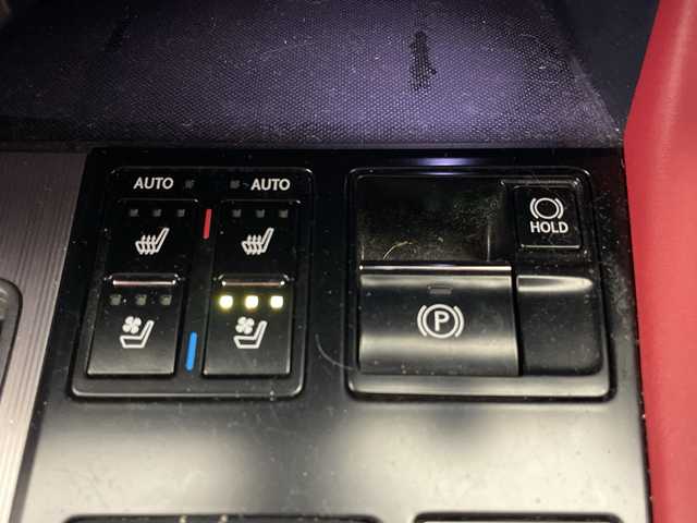 レクサス ＲＸ 450h Fスポーツ 道央・札幌 2020(令2)年 6.1万km ホワイトノーヴァガラスフレーク ・4WD/・寒冷地仕様/・純正ナビ&CD&DVD&BT&TV/・全方位カメラ/・ヘッドアップディスプレイ/・レクサスセーフティシステム/・レーダークルーズコントロール/・パワーバックドア/・前席パワーシート/・前席シートヒーター/・前席ベンチレーション/・ステアリングヒーター/・ドアミラーヒーター/・社外前後ドライブレコーダー/・ビルトインETC2.0/・クリアランスソナー/・三眼LEDヘッドライト/・純正エンジンスターター/・スマートキー/・スペアキー/・純正AW付夏タイヤ積込