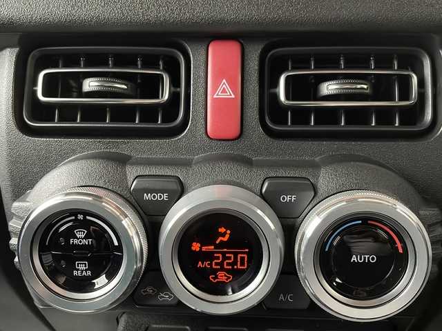 スズキ ジムニー XC 山形県 2021(令3)年 1.6万km ジャングルグリーン ・ワンオーナー/・４WD/・社外オーディオ/CD/DVD/Bluetooth/・クルーズコントロール/・衝突被害軽減システム/・レーンキープアシスト/・標識検知/・先行車発進告知/・オートマチックハイビーム/・オートライト/・LEDヘッドランプ/・横滑り防止装置/・ダウンヒルアシスト/・前席シートヒーター/・純正AW/・スペアキー1本/・保証書/・取扱説明書