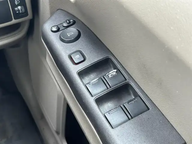 ホンダ ライフ G 静岡県 2013(平25)年 6.4万km ナイトホークブラックパール オーディオディスプレイ/FM/AM/CD/AUX/フルフラットシート/バックカメラ/ダブルエアバッグ/スマートキー/ハロゲンヘッドライト