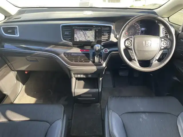 ホンダ オデッセイ アブソルートXホンダセンシングアドバンP 佐賀県 2016(平28)年 14.3万km クリスタルブラックパール （株)IDOMが運営する【じしゃロン佐賀店】の自社ローン専用車両になります。/こちらは現金またはオートローンご利用時の価格です。自社ローンご希望の方は別途その旨お申付け下さい/禁煙車　/８人乗り　/ブラック　/全周囲カメラ　/純正ナビ フルセグ ＢＴオーディオ　/ＥＴＣ　/両側電動スライドドア