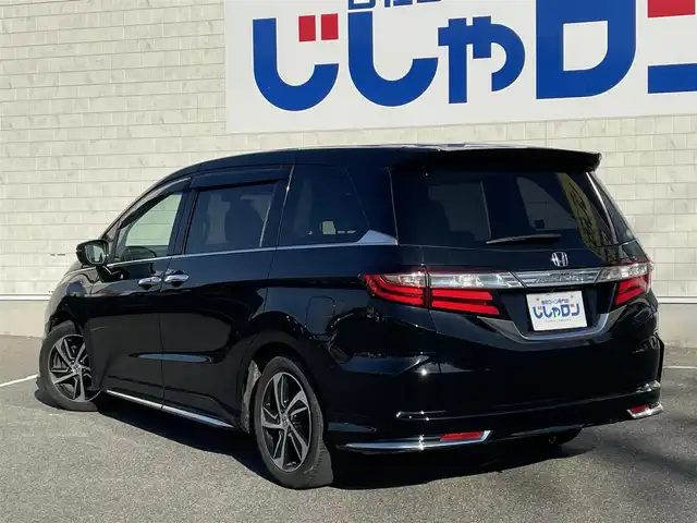 ホンダ オデッセイ アブソルートXホンダセンシングアドバンP 佐賀県 2016(平28)年 14.3万km クリスタルブラックパール （株)IDOMが運営する【じしゃロン佐賀店】の自社ローン専用車両になります。/こちらは現金またはオートローンご利用時の価格です。自社ローンご希望の方は別途その旨お申付け下さい/禁煙車　/８人乗り　/ブラック　/全周囲カメラ　/純正ナビ フルセグ ＢＴオーディオ　/ＥＴＣ　/両側電動スライドドア