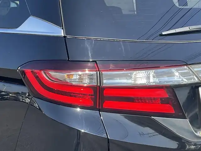 ホンダ オデッセイ アブソルートXホンダセンシングアドバンP 佐賀県 2016(平28)年 14.3万km クリスタルブラックパール （株)IDOMが運営する【じしゃロン佐賀店】の自社ローン専用車両になります。/こちらは現金またはオートローンご利用時の価格です。自社ローンご希望の方は別途その旨お申付け下さい/禁煙車　/８人乗り　/ブラック　/全周囲カメラ　/純正ナビ フルセグ ＢＴオーディオ　/ＥＴＣ　/両側電動スライドドア