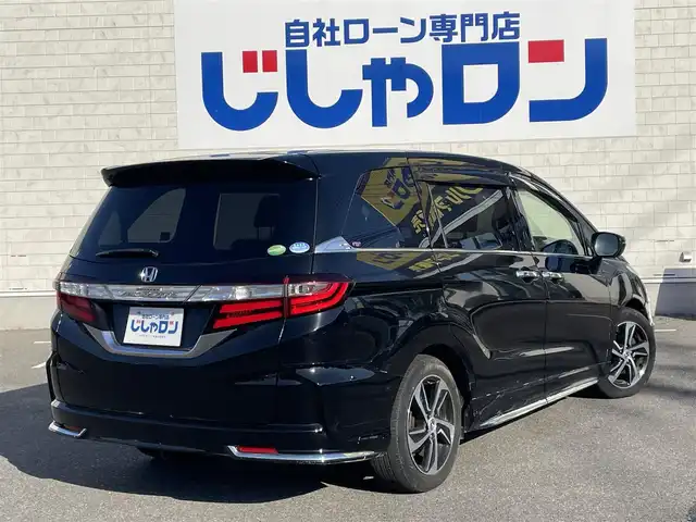 ホンダ オデッセイ アブソルートXホンダセンシングアドバンP 佐賀県 2016(平28)年 14.3万km クリスタルブラックパール （株)IDOMが運営する【じしゃロン佐賀店】の自社ローン専用車両になります。/こちらは現金またはオートローンご利用時の価格です。自社ローンご希望の方は別途その旨お申付け下さい/禁煙車　/８人乗り　/ブラック　/全周囲カメラ　/純正ナビ フルセグ ＢＴオーディオ　/ＥＴＣ　/両側電動スライドドア