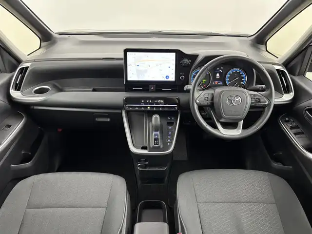 トヨタ ノア ハイブリッド G 福岡県 2024(令6)年 2.5万km アティチュードブラックマイカ 純正１０．５型ＤＡナビ/フルセグTV　/全方位カメラ　/ビルトインＥＴＣ２．０　/前後ドラレコ　/レーダークルコン　/コーナーセンサー　/トヨタセーフティセンス　/衝突軽減ブレーキ　/レーンキープ　/アクセル踏み間違い防止　/パーキングアシスト　/片側電動スライドドア　/純正１６インチＡＷ　/ＬＥＤヘッドライト