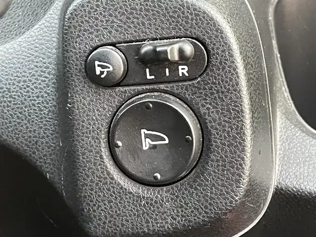 ホンダ フィット RS 10thアニバーサリー 道央・札幌 2012(平24)年 6.4万km サンセットオレンジⅡ ・パドルシフト/・寒冷地仕様/・フォグランプ/・ビルトインETC/・電動格納ミラー/・無限ミラーカバー/・無限ドアバイザー/・バニティーミラー/・フルフラットシート/・スペアキー/・ウィンカーミラー/・HIDヘッドライト/・積込夏タイヤ/・積込ワイパー