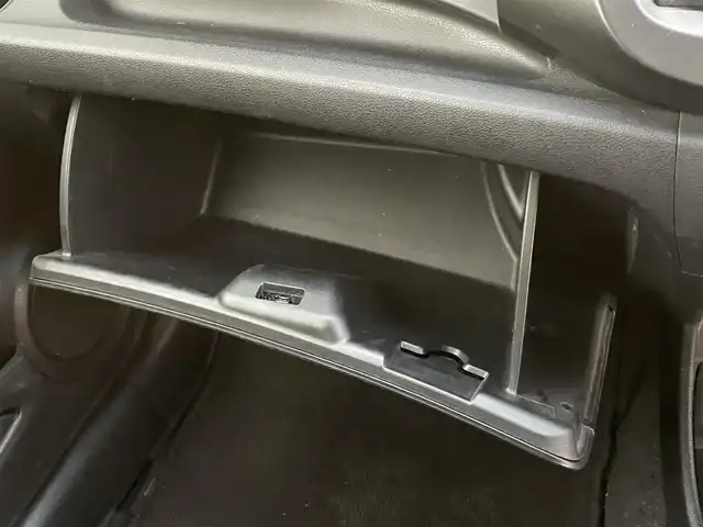 ホンダ フィット RS 10thアニバーサリー 道央・札幌 2012(平24)年 6.4万km サンセットオレンジⅡ ・パドルシフト/・寒冷地仕様/・フォグランプ/・ビルトインETC/・電動格納ミラー/・無限ミラーカバー/・無限ドアバイザー/・バニティーミラー/・フルフラットシート/・スペアキー/・ウィンカーミラー/・HIDヘッドライト/・積込夏タイヤ/・積込ワイパー