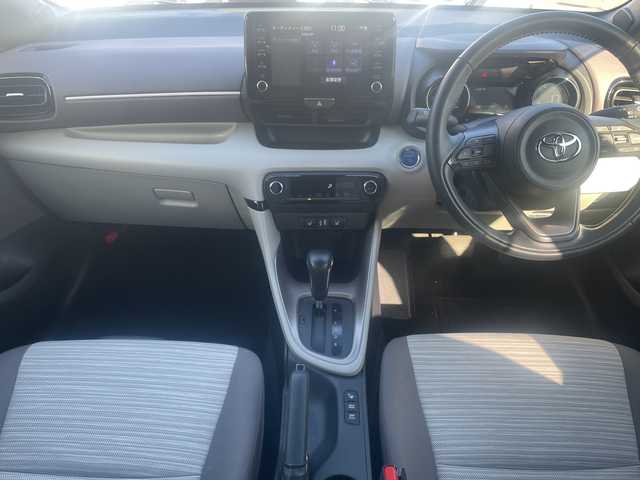 トヨタ ヤリス ハイブリッド Z 長野県 2020(令2)年 1万km アバンギャルドブロンズメタリック ・純正8インチディスプレイオーディオ/AM FM フルセグTV Bluetooth/・全方位カメラ/・ビルトインETC/・プリクラッシュセーフティ/・レーダークルーズコントロール/・レーンキープアシスト/・オートマチックハイビーム/・ブラインドスポットモニター/・コーナーセンサー/・社外15インチアルミホイール/・シートヒーター(D/N)/・LEDヘッドライト/・オートライト/・ドライブレコーダー/・ウィンカーミラー/・電動格納ミラー/・フロアマット/・スマートキー/・エンジンプッシュスタート