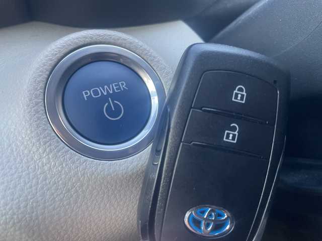 トヨタ ヤリス ハイブリッド Z 長野県 2020(令2)年 1万km アバンギャルドブロンズメタリック ・純正8インチディスプレイオーディオ/AM FM フルセグTV Bluetooth/・全方位カメラ/・ビルトインETC/・プリクラッシュセーフティ/・レーダークルーズコントロール/・レーンキープアシスト/・オートマチックハイビーム/・ブラインドスポットモニター/・コーナーセンサー/・社外15インチアルミホイール/・シートヒーター(D/N)/・LEDヘッドライト/・オートライト/・ドライブレコーダー/・ウィンカーミラー/・電動格納ミラー/・フロアマット/・スマートキー/・エンジンプッシュスタート