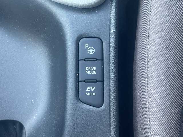 トヨタ ヤリス ハイブリッド Z 長野県 2020(令2)年 1万km アバンギャルドブロンズメタリック ・純正8インチディスプレイオーディオ/AM FM フルセグTV Bluetooth/・全方位カメラ/・ビルトインETC/・プリクラッシュセーフティ/・レーダークルーズコントロール/・レーンキープアシスト/・オートマチックハイビーム/・ブラインドスポットモニター/・コーナーセンサー/・社外15インチアルミホイール/・シートヒーター(D/N)/・LEDヘッドライト/・オートライト/・ドライブレコーダー/・ウィンカーミラー/・電動格納ミラー/・フロアマット/・スマートキー/・エンジンプッシュスタート