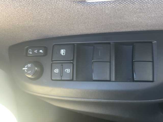 トヨタ ヤリス ハイブリッド Z 長野県 2020(令2)年 1万km アバンギャルドブロンズメタリック ・純正8インチディスプレイオーディオ/AM FM フルセグTV Bluetooth/・全方位カメラ/・ビルトインETC/・プリクラッシュセーフティ/・レーダークルーズコントロール/・レーンキープアシスト/・オートマチックハイビーム/・ブラインドスポットモニター/・コーナーセンサー/・社外15インチアルミホイール/・シートヒーター(D/N)/・LEDヘッドライト/・オートライト/・ドライブレコーダー/・ウィンカーミラー/・電動格納ミラー/・フロアマット/・スマートキー/・エンジンプッシュスタート