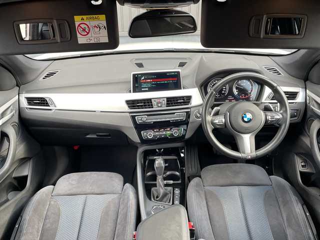 ＢＭＷ Ｘ１ xDrive 18d Mスポーツ 青森県 2018(平30)年 2.5万km アルピンホワイトⅢ インテリジェントセーフティ/純正HDDナビ/バックカメラ/ETC/シートヒーター/パドルシフト/パワーバックドア/純正18インチアルミホイール/LEDヘッドライト/ダウンヒルアシスト/電動パーキングブレーキ/フロアマット/コンフォートアクセス