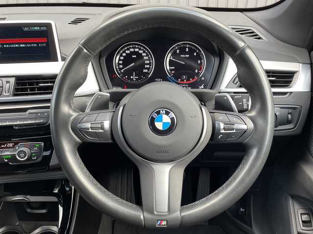 ＢＭＷ Ｘ１ xDrive 18d Mスポーツ 青森県 2018(平30)年 2.5万km アルピンホワイトⅢ インテリジェントセーフティ/純正HDDナビ/バックカメラ/ETC/シートヒーター/パドルシフト/パワーバックドア/純正18インチアルミホイール/LEDヘッドライト/ダウンヒルアシスト/電動パーキングブレーキ/フロアマット/コンフォートアクセス