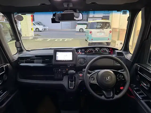 ホンダ Ｎ ＢＯＸ カスタム L 埼玉県 2022(令4)年 2.4万km プラチナホワイトパール ワンオーナー/メモリナビ(CN-HE01D)/カロッツェリアドライブレコーダー(DH300D　2カメラ型)/フルセグテレビ/バックカメラ/クルーズコントロール(追従機能付)/片側パワースライドドア/シートヒーター(運転席、助手席)/ETC/LEDヘッドライト/スマートキー×2