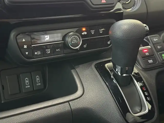 ホンダ Ｎ ＢＯＸ カスタム L 埼玉県 2022(令4)年 2.4万km プラチナホワイトパール ワンオーナー/メモリナビ(CN-HE01D)/カロッツェリアドライブレコーダー(DH300D　2カメラ型)/フルセグテレビ/バックカメラ/クルーズコントロール(追従機能付)/片側パワースライドドア/シートヒーター(運転席、助手席)/ETC/LEDヘッドライト/スマートキー×2