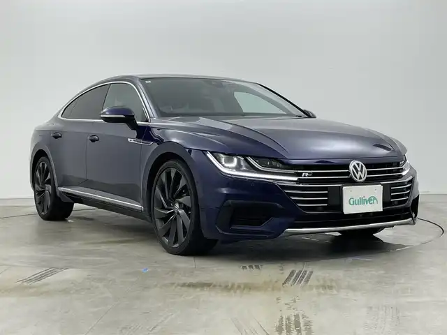 フォルクスワーゲン アルテオン Rライン 4M アドバンス 岡山県 2018(平30)年 8.1万km 青 純正ナビ/全周囲カメラ/サンルーフ/黒レザーシート/パワーシート/シートメモリー/全席シートヒーター/パーキングアシスト/パワーバックドア/レーダークルーズ/LEDヘッドライト/オートライト/パドルシフト/USB/AUX/アイドリングストップ/社外レーダー