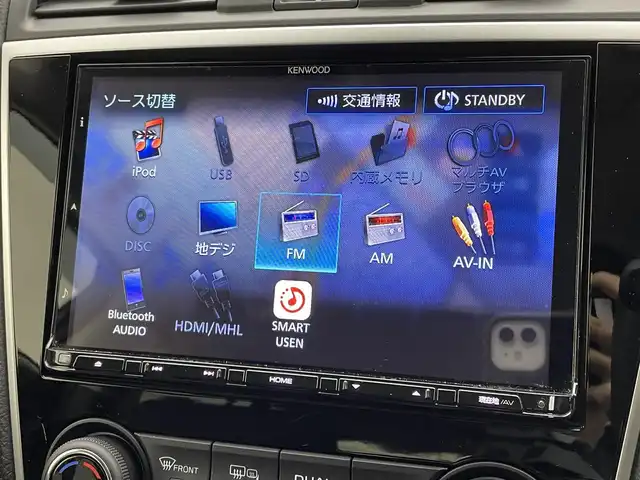 スバル レヴォーグ 1．6GT アイサイト 茨城県 2019(令1)年 1.9万km アイスシルバーメタリック 純正8インチメモリナビ（KENWOOD：KXM-H803）/・SD/DISC/FM/AM/Bluetooth/HDMI/・バックカメラ/・フルセグTV/アイサイト/・プリクラッシュブレーキ/・後退時自動ブレーキシステム/・AT誤発進，後進抑制制御/・ツーリングアシスト/・全車速追従機能付クルーズコントロール/・定速クルーズコントロール/・車線逸脱抑制/・車線逸脱警報/・ふらつき警報/・先行車発進お知らせ機能/・アイサイトアシストモニター/クリアランスソナー/ETC/パドルシフト/運転席パワーシート/アイドリングストップ