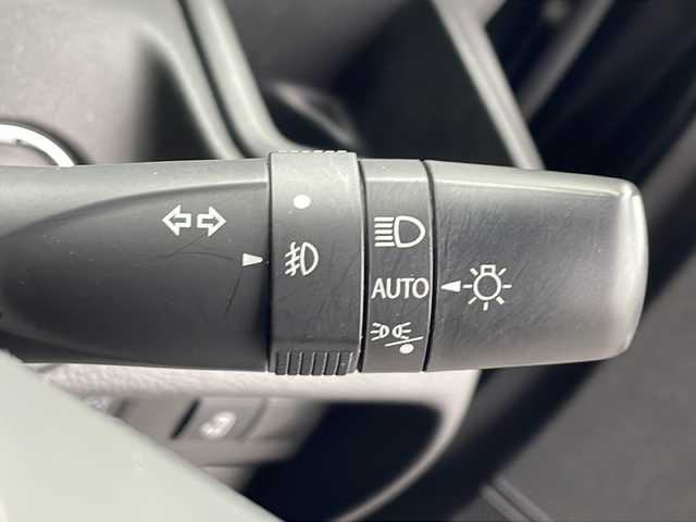 スズキ ソリオ バンディット HV MV 岐阜県 2023(令5)年 3.4万km スーパーブラックパール 禁煙車/社外フルセグナビ/クルーズコントロール/衝突軽減ブレーキ/レーンキープアシスト/クリアランスソナー/片側スライドドア/後方コーナーセンサー/ヘッドアップディスプレイ/アイドリングストップ/ETC/カーテンエアバッグ/LEDヘッドライト/オートエアコン/オートライト/オートハイビーム/ドアバイザー/純正フロアマット/純正アルミホイール/プッシュスタート/盗難防止/フォグライト/スマートキー