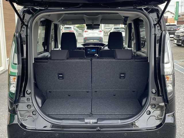 スズキ ソリオ バンディット HV MV 岐阜県 2023(令5)年 3.4万km スーパーブラックパール 禁煙車/社外フルセグナビ/クルーズコントロール/衝突軽減ブレーキ/レーンキープアシスト/クリアランスソナー/片側スライドドア/後方コーナーセンサー/ヘッドアップディスプレイ/アイドリングストップ/ETC/カーテンエアバッグ/LEDヘッドライト/オートエアコン/オートライト/オートハイビーム/ドアバイザー/純正フロアマット/純正アルミホイール/プッシュスタート/盗難防止/フォグライト/スマートキー