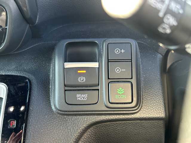 ホンダ Ｎ ＢＯＸ カスタム L ターボ スタイル+ブラック 三重県 2022(令4)年 4.3万km メテオロイドグレーメタリック 登録時42718km/ワンオーナー/禁煙車/純正７インチディスプレイオーディオ（WX-211C）/・Ｂｌｕｅｔｏｏｔｈ・ワンセグ・AM/FM・CD・USB/衝突軽減ブレーキ/レーンキープアシスト/先行車発進お知らせ機能/レーダークルーズコントロール/ロードサインアシスト/前後ドラレコ/両側パワースライドドア/バックカメラ/ＵＳＢ接続・充電/黒ハーフレザーシート/ETC/パドルシフト/電動パーキングブレーキ/ブレーキホールド/LEDヘッドライト