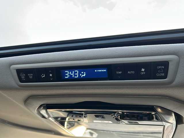 トヨタ アルファード S Cパッケージ 東京都 2019(令1)年 4.3万km ブラック ワンオーナー/純正ナビ【Bluetooth接続可、HDMI、フルセグTV、iPod、CD、DVD】/モデリスタエアロ/バックカメラ/両側パワースライドドア/ツインムーンルーフ/フリップダウンモニター（アルパイン）/追従付きクルーズコントロール/電動リアゲート/オットマン/ウォークスルー/三列シート/社外フロアマット/純正アルミホイール/ステアリングヒーター/ECOMODE/ポジションメモリー/パワーシート/エアーシート/レザーシート/電動パーキングブレーキ/コンセント差込口/レーンキープアシスト/コーナーセンサー/オートライト/オートマチックハイビーム/横滑り防止装置/盗難防止装置/CAR AROMA/ABS/ETC/Wエアバッグ/スマートキー/保証書、取扱説明書