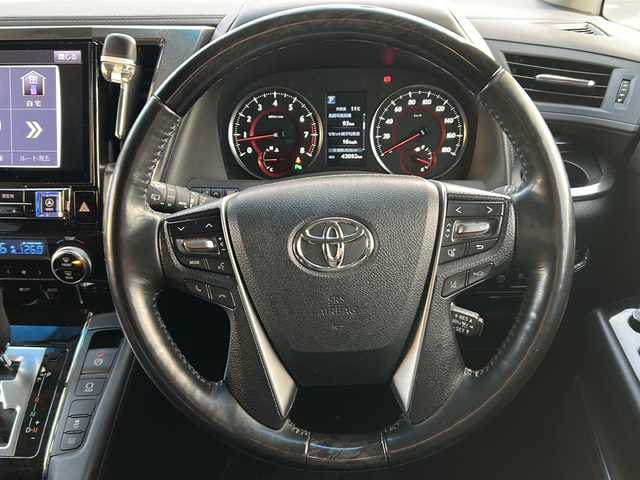 トヨタ アルファード S Cパッケージ 東京都 2019(令1)年 4.3万km ブラック ワンオーナー/純正ナビ【Bluetooth接続可、HDMI、フルセグTV、iPod、CD、DVD】/モデリスタエアロ/バックカメラ/両側パワースライドドア/ツインムーンルーフ/フリップダウンモニター（アルパイン）/追従付きクルーズコントロール/電動リアゲート/オットマン/ウォークスルー/三列シート/社外フロアマット/純正アルミホイール/ステアリングヒーター/ECOMODE/ポジションメモリー/パワーシート/エアーシート/レザーシート/電動パーキングブレーキ/コンセント差込口/レーンキープアシスト/コーナーセンサー/オートライト/オートマチックハイビーム/横滑り防止装置/盗難防止装置/CAR AROMA/ABS/ETC/Wエアバッグ/スマートキー/保証書、取扱説明書